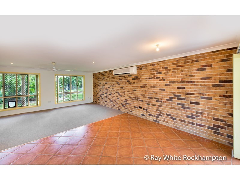 19 Bean Avenue, Parkhurst QLD 4702