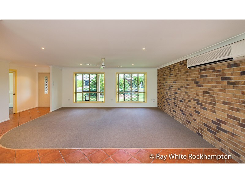 19 Bean Avenue, Parkhurst QLD 4702