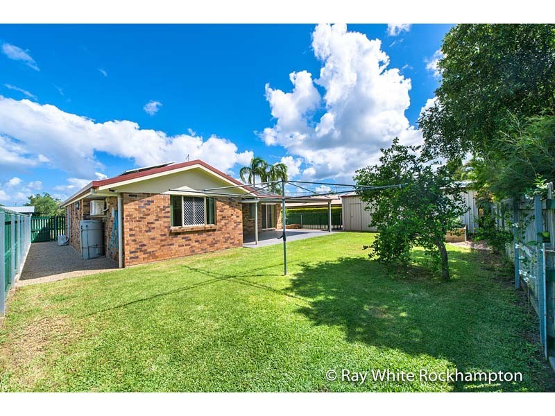 19 Bean Avenue, Parkhurst QLD 4702