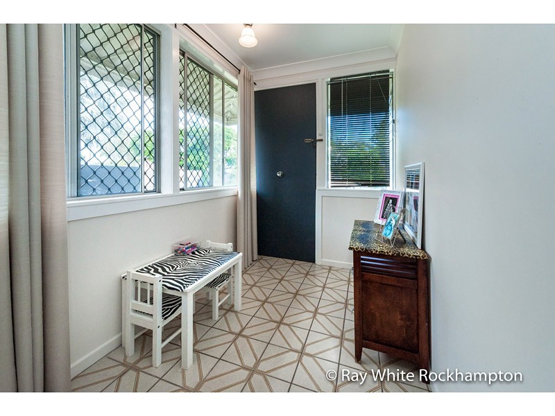 52 Hamilton Avenue, Wandal QLD 4700