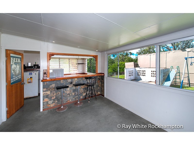 52 Hamilton Avenue, Wandal QLD 4700