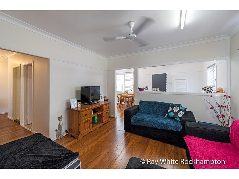 52 Hamilton Avenue, Wandal QLD 4700