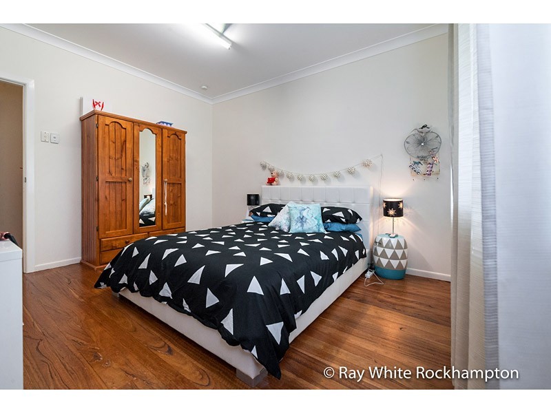 52 Hamilton Avenue, Wandal QLD 4700