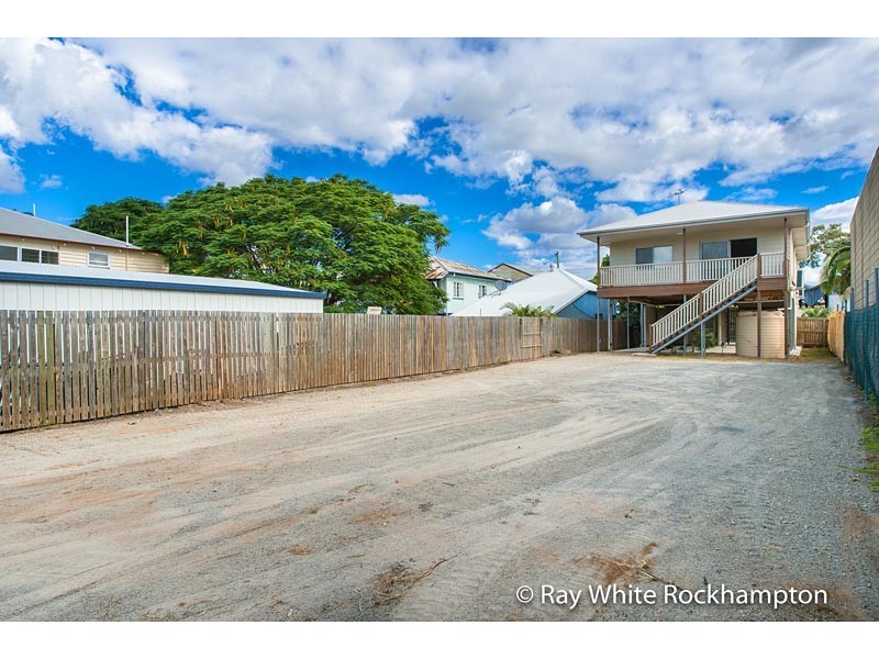 311 Bolsover Street, Depot Hill QLD 4700
