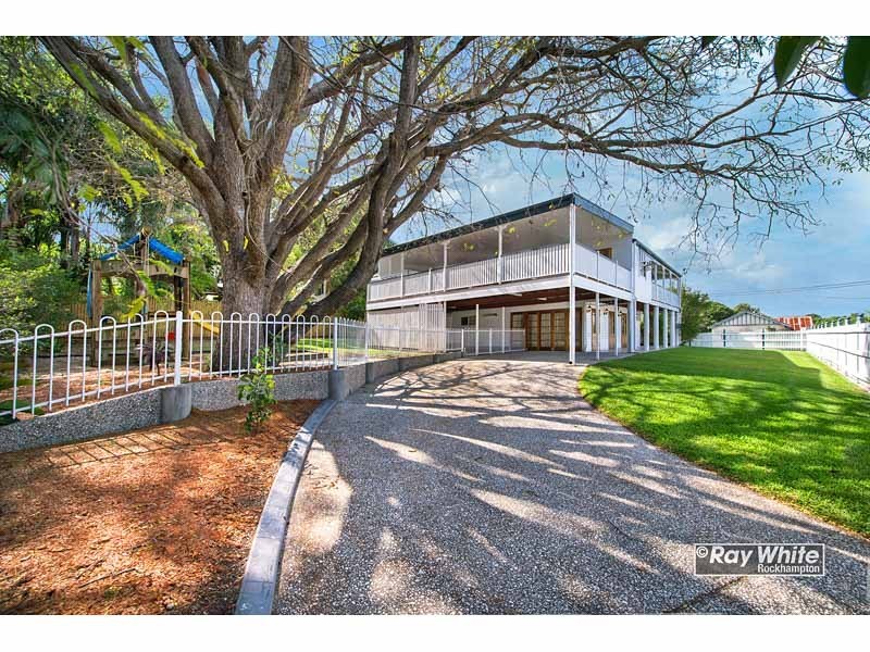 13 Nathan Street, The Range QLD 4700