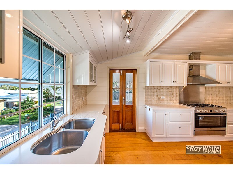 13 Nathan Street, The Range QLD 4700