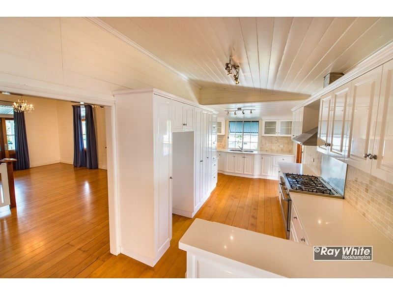 13 Nathan Street, The Range QLD 4700