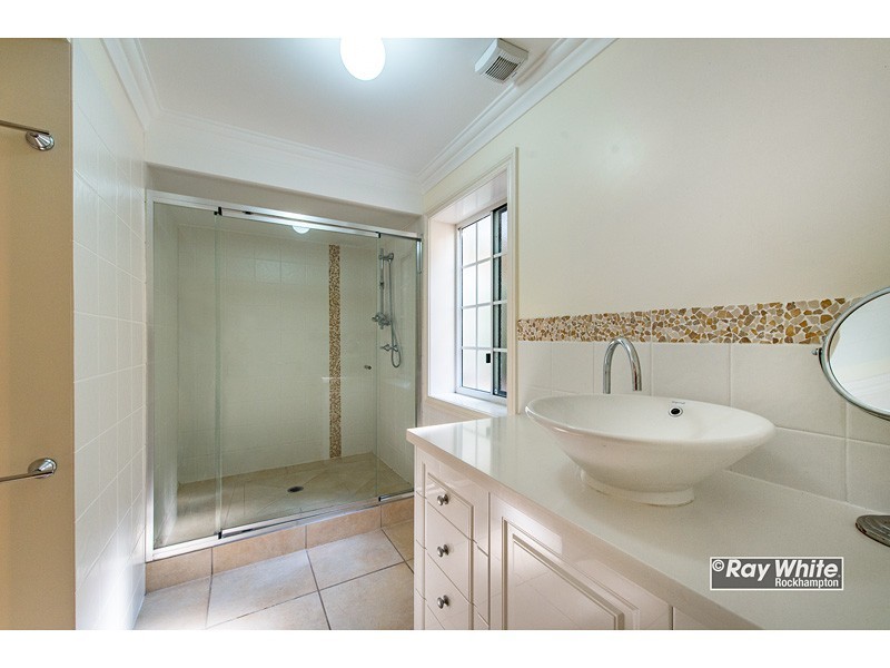 13 Nathan Street, The Range QLD 4700