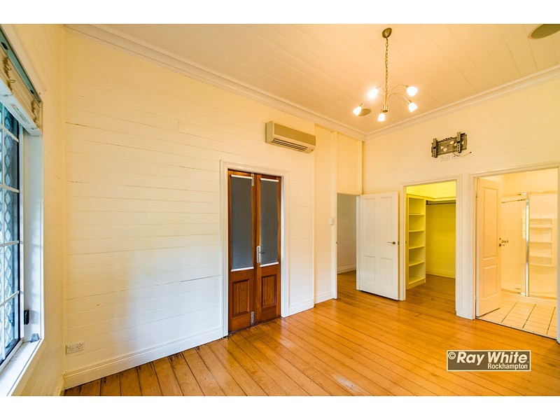 13 Nathan Street, The Range QLD 4700