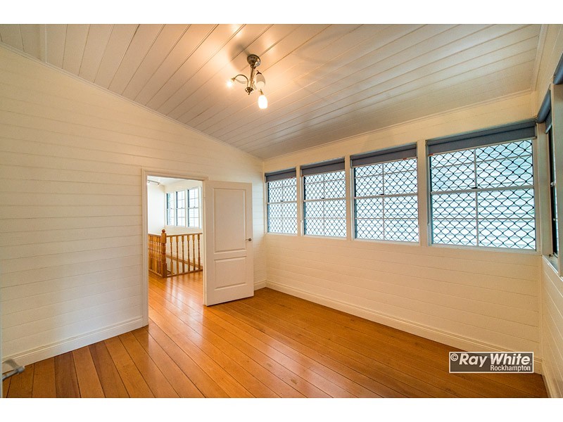 13 Nathan Street, The Range QLD 4700