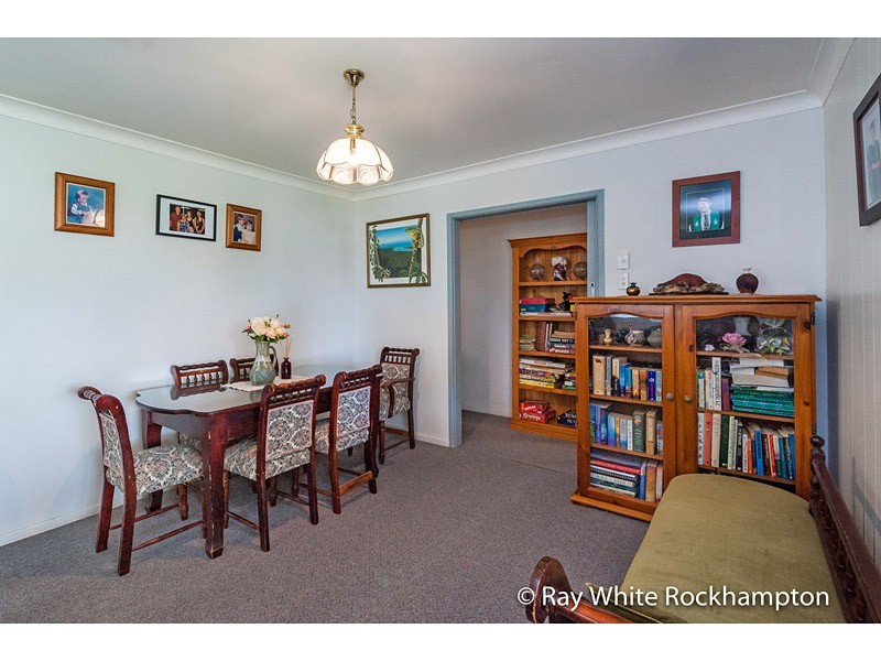6 Ball Court, Park Avenue QLD 4701