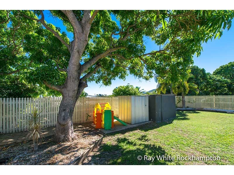 339 Philp Avenue, Frenchville QLD 4701
