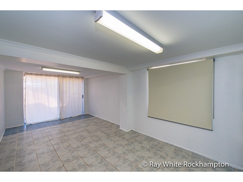 339 Philp Avenue, Frenchville QLD 4701