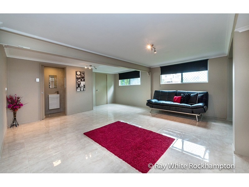 29 Wackford Street, Park Avenue QLD 4701