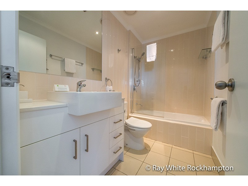 1205/102-108 Victoria Parade, Rockhampton City QLD 4700