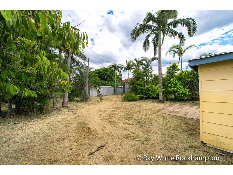 295 Dean Street, Berserker QLD 4701