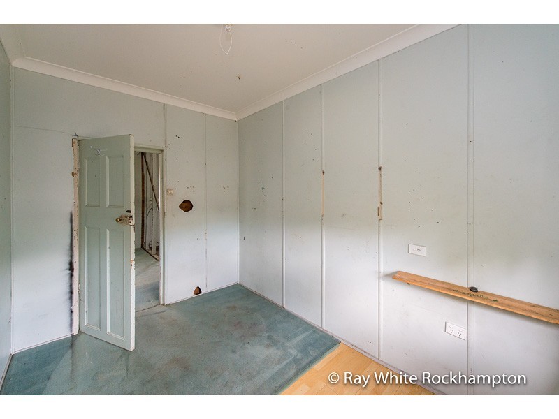 295 Dean Street, Berserker QLD 4701