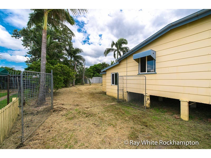 295 Dean Street, Berserker QLD 4701