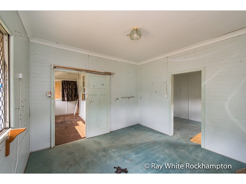 295 Dean Street, Berserker QLD 4701