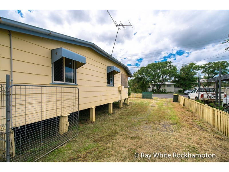295 Dean Street, Berserker QLD 4701