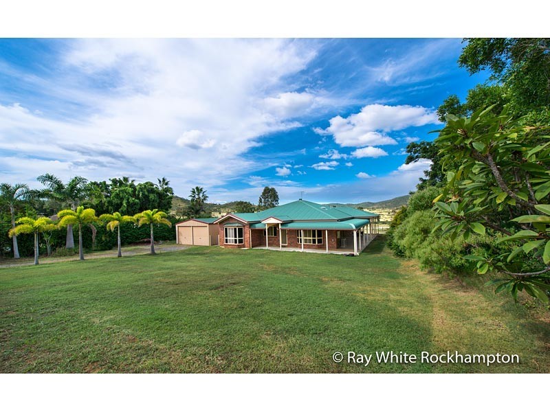 119-121 Angela Road, Rockyview QLD 4701
