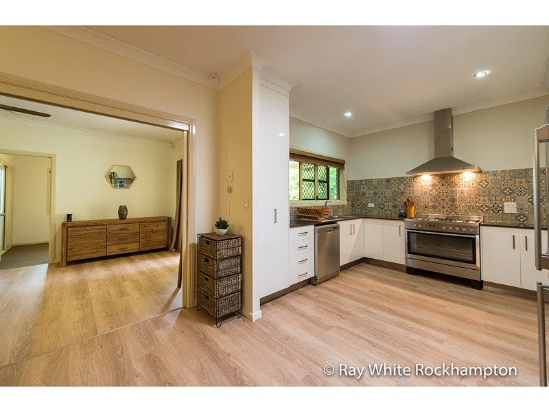 119-121 Angela Road, Rockyview QLD 4701