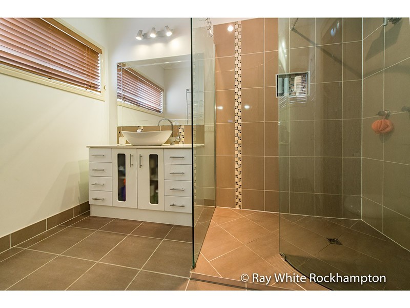 119-121 Angela Road, Rockyview QLD 4701