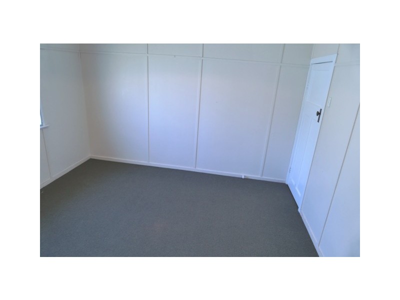 99 Elphinstone Street, Berserker QLD 4701