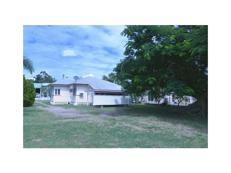 99 Elphinstone Street, Berserker QLD 4701