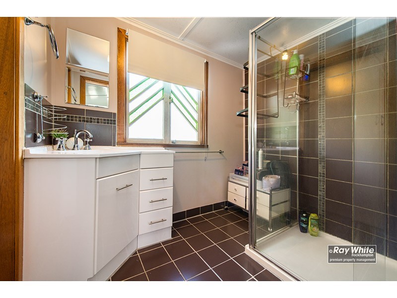 4 Naughton Street, Wandal QLD 4700