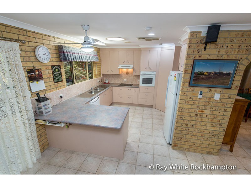 18 Gremalis Drive, Parkhurst QLD 4702