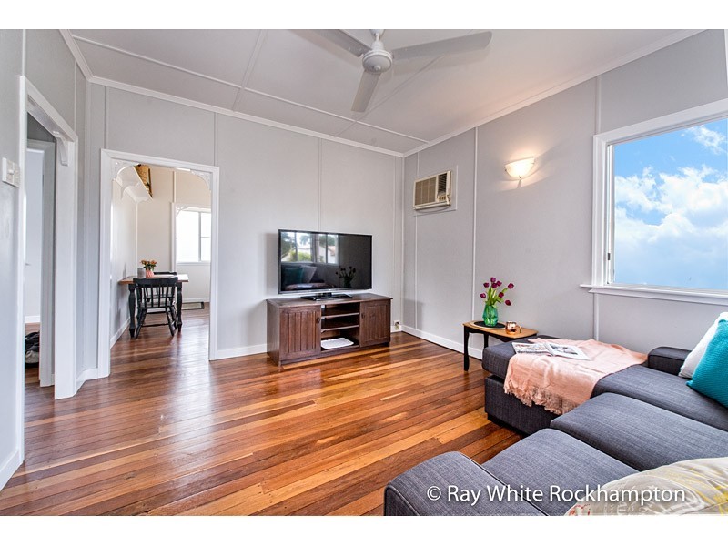 256 Hutton Street, Berserker QLD 4701