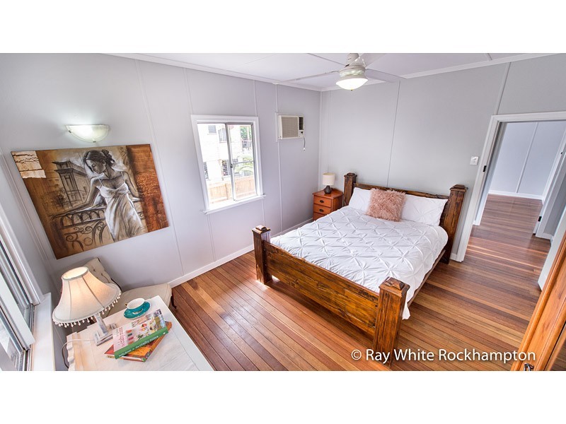 256 Hutton Street, Berserker QLD 4701