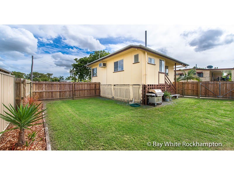 256 Hutton Street, Berserker QLD 4701