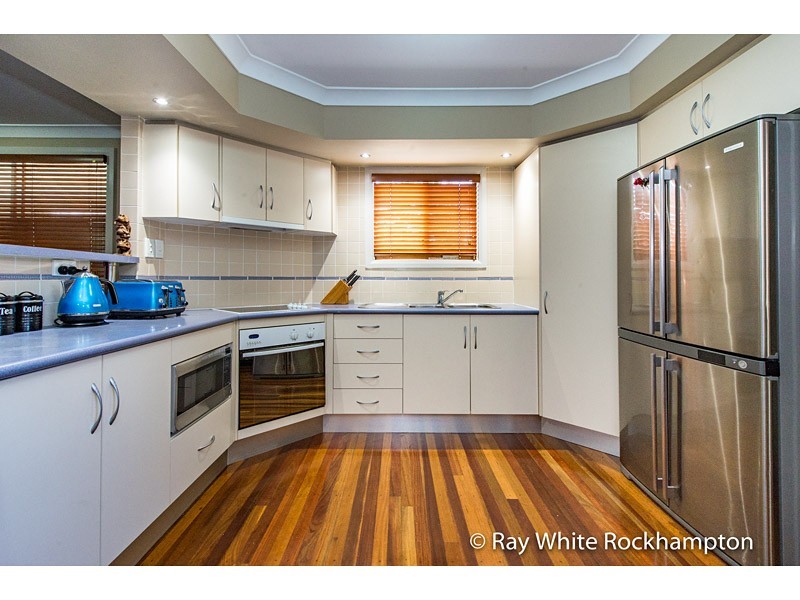 3 Elwing Street, Kawana QLD 4701