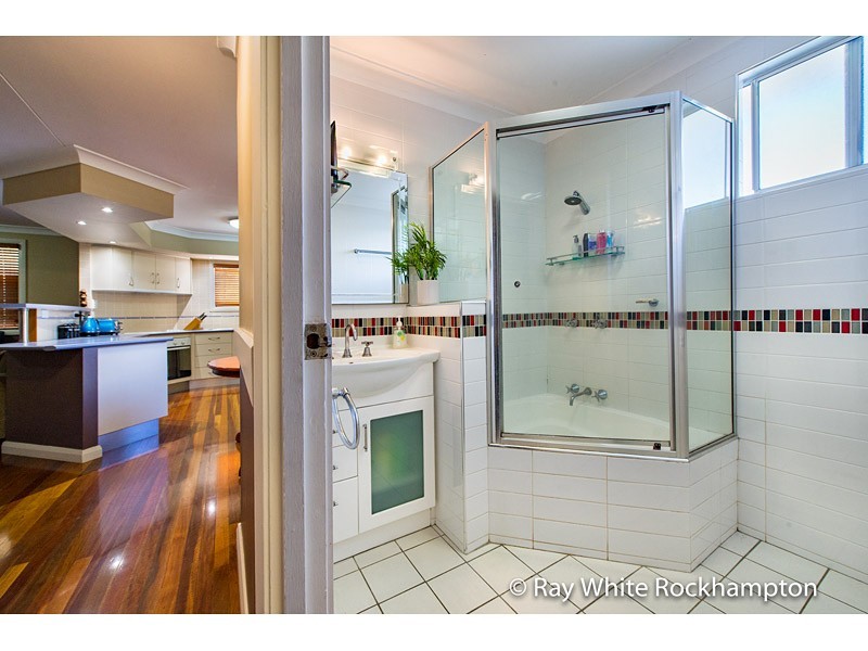 3 Elwing Street, Kawana QLD 4701