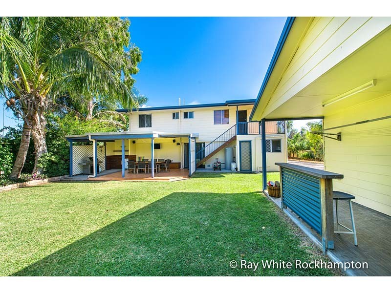 3 Elwing Street, Kawana QLD 4701