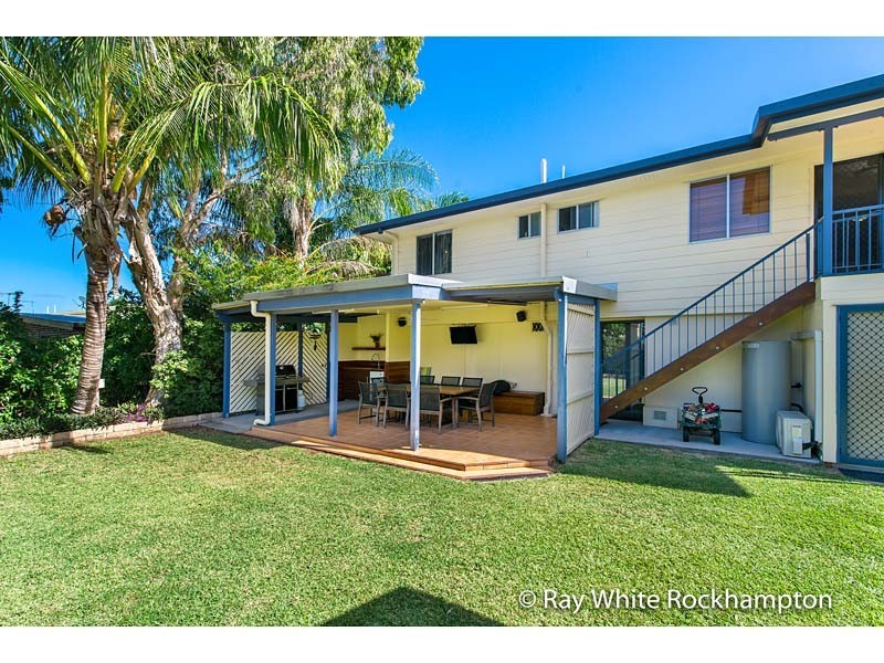 3 Elwing Street, Kawana QLD 4701