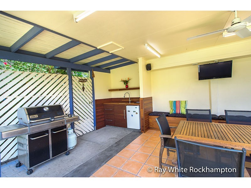 3 Elwing Street, Kawana QLD 4701