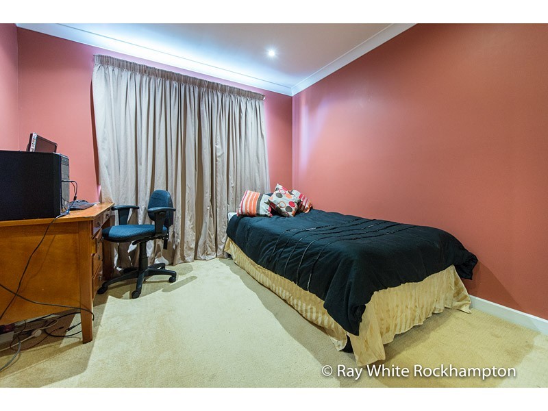 3 Elwing Street, Kawana QLD 4701