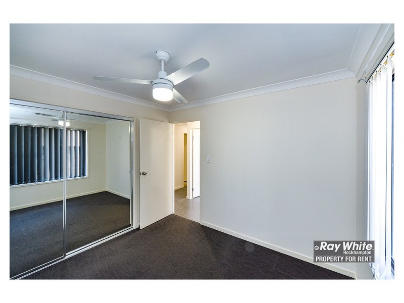6 Hedgerose Way, Parkhurst QLD 4702