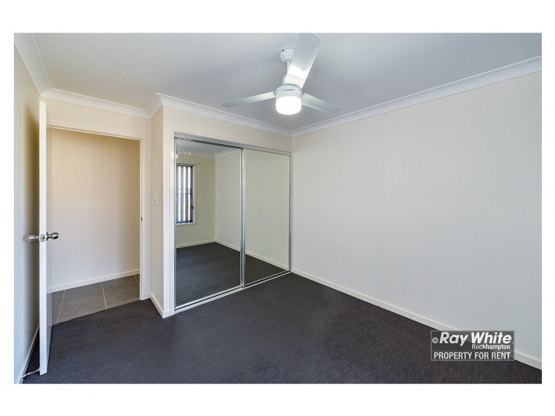 6 Hedgerose Way, Parkhurst QLD 4702