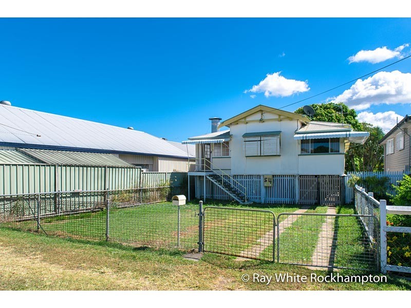 54 Main Street, Park Avenue QLD 4701