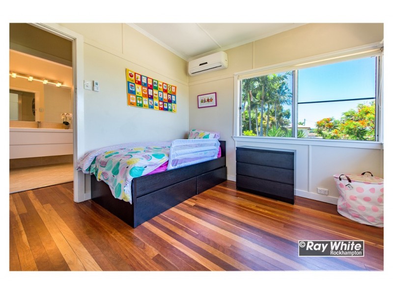 24 Nathan Street, The Range QLD 4700