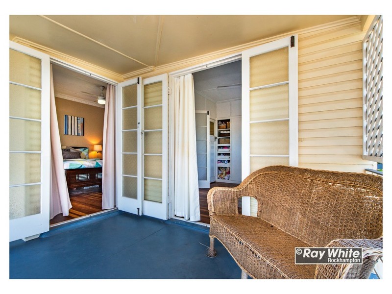 24 Nathan Street, The Range QLD 4700