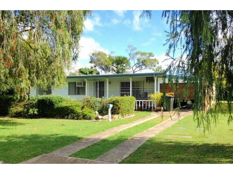 9 Hardy Avenue, Park Avenue QLD 4701
