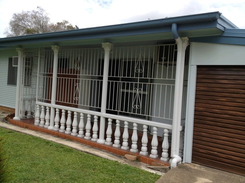 9 Hardy Avenue, Park Avenue QLD 4701