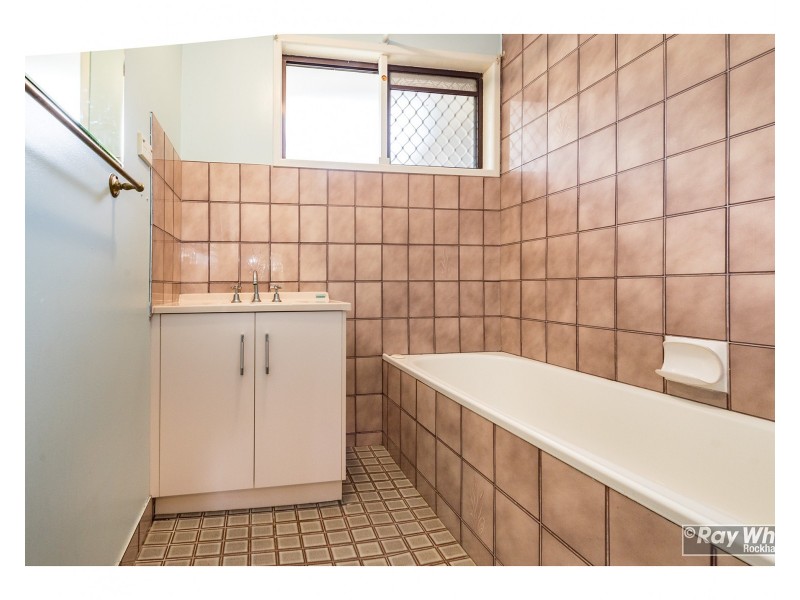 5 Findlay Street, Frenchville QLD 4701