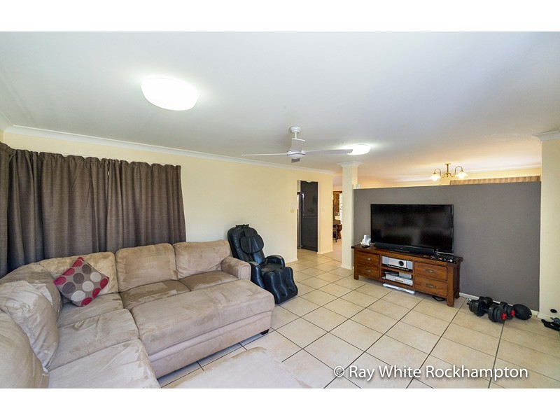 9 Blue Gum Terrace, Frenchville QLD 4701