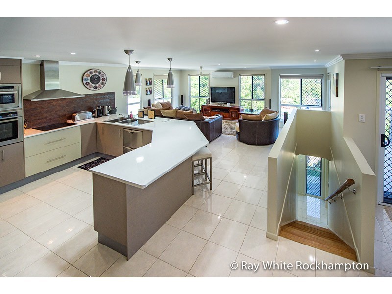 21 Frenchman’s Lane, Frenchville QLD 4701